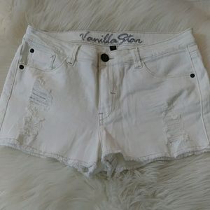 Vanilla Star sz13 Factory distressed frayed shorts